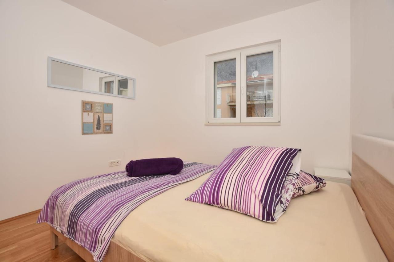 Anna A2+2 * Makarska
